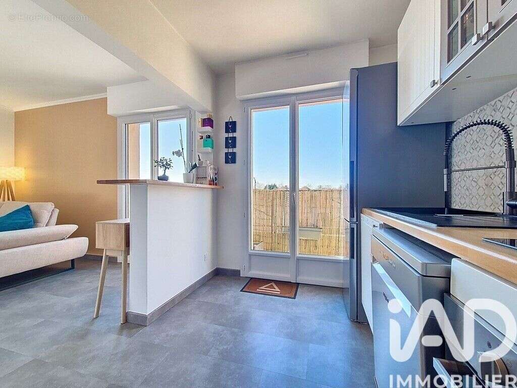 Photo 6 - Appartement à OZOIR-LA-FERRIERE