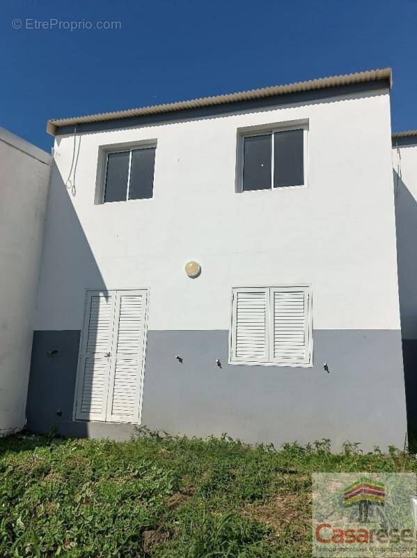 Maison à SAINTE-ROSE