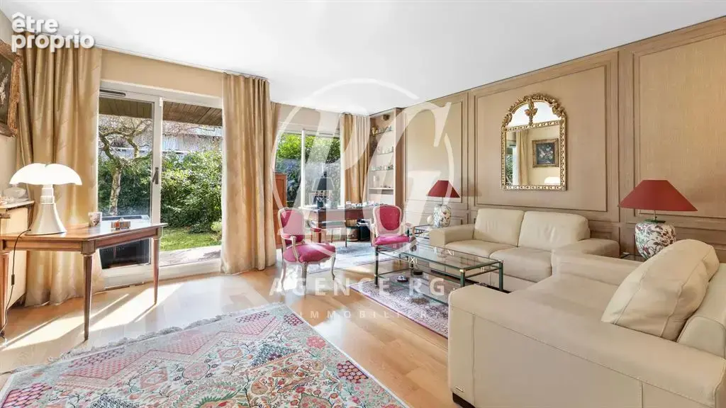Appartement traversant avec jardin privatif de 500 m² - photo 1