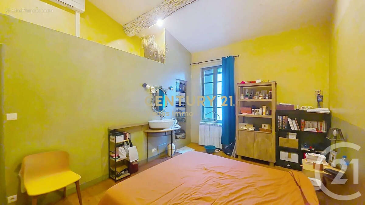 Maison à SAINT-JEAN-DE-VEDAS