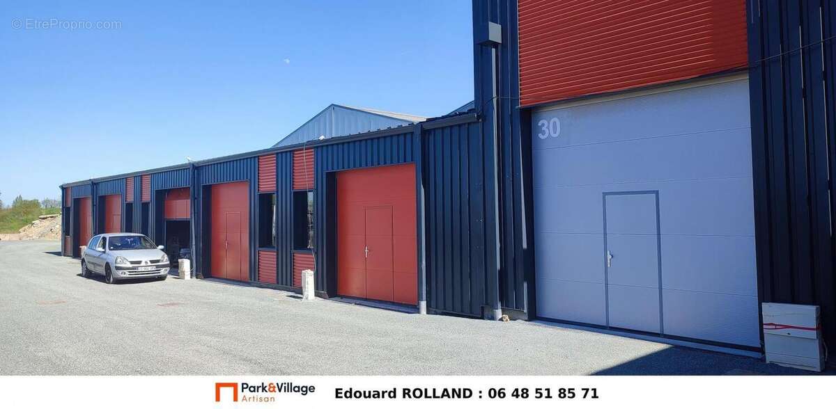 Local et box d'activité de 30m² / 45 000 euros / Site gardienné - photo 3