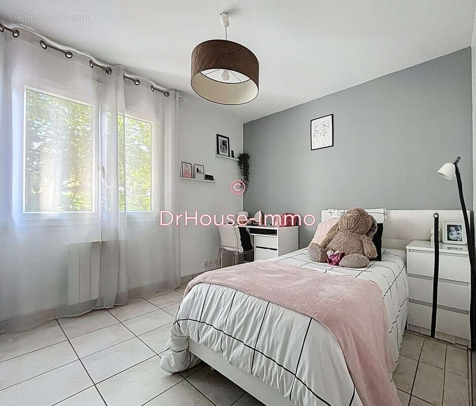 Maison à VERS-SUR-SELLES