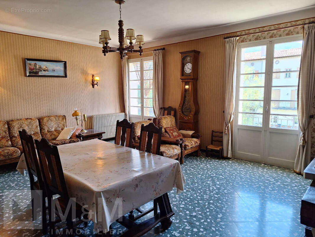 Maison à QUILLAN