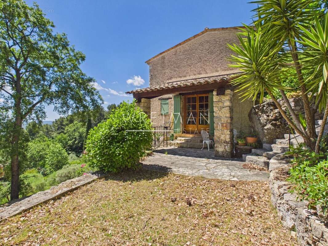 Maison à FAYENCE