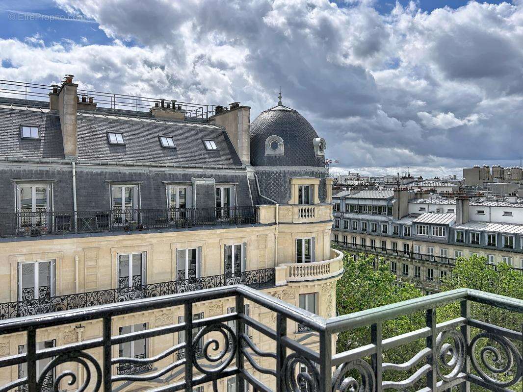 Appartement à PARIS-9E