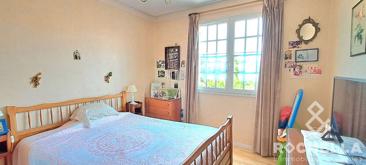 Maison 87 m² à Tonnay-Charente  - photo 7
