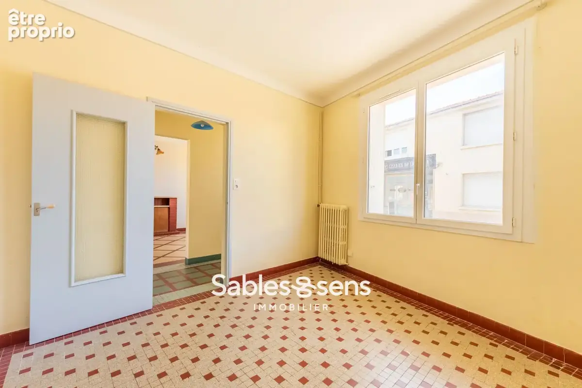 Maison T5 à rénover avec garage dans le bourg d'Olonne-sur-Mer - photo 4