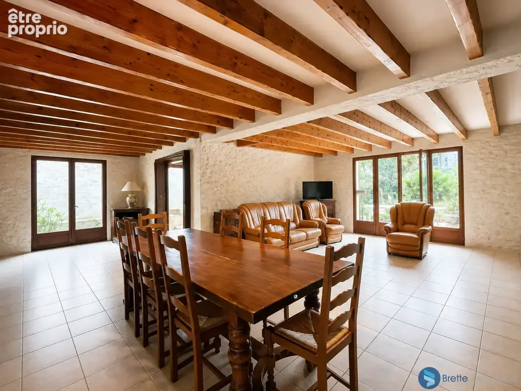 Toulon les routes grande maison t5 avec jardin - photo 3
