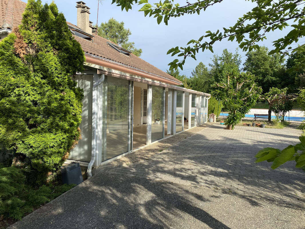 Maison d'environ 130m2 avec piscine - photo 14