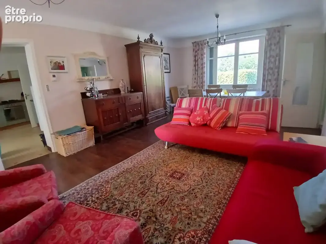Living room (2)