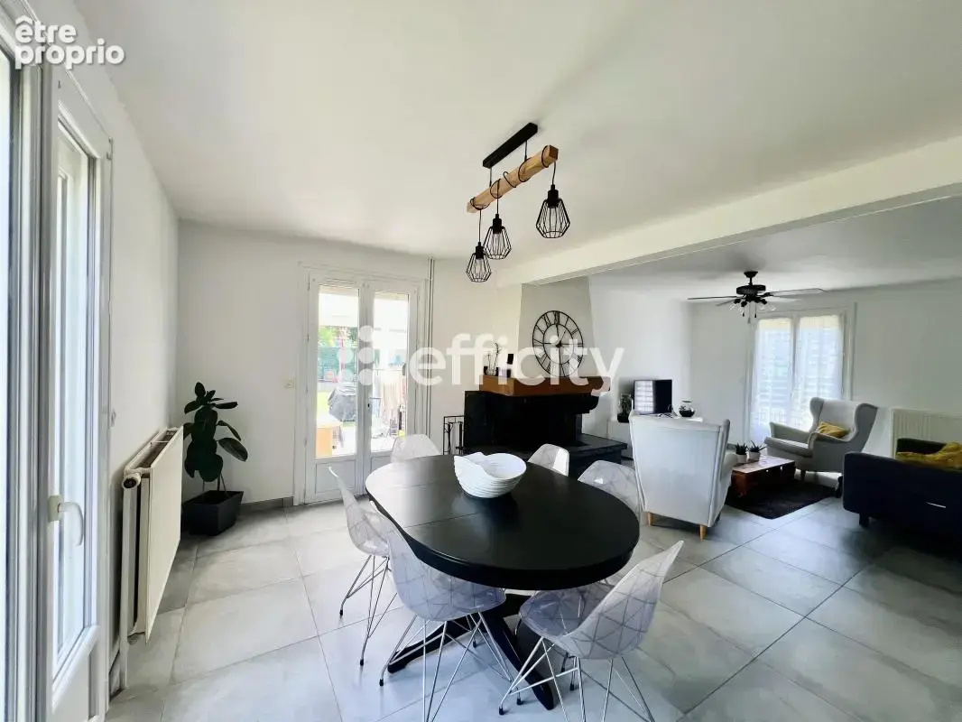 Maison 6 pièces 126 m² à vendre à Senlis (60300) - photo 8