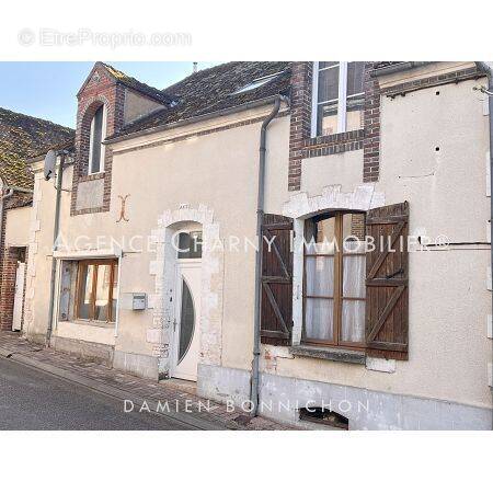 Maison à CHAMPIGNELLES