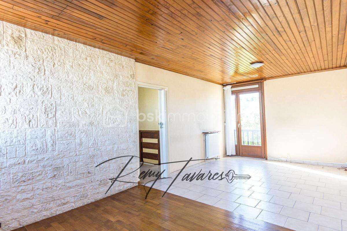 DARVAULT — Maison familiale de 95 m² avec jardin, garage et 4 chambres - photo 12