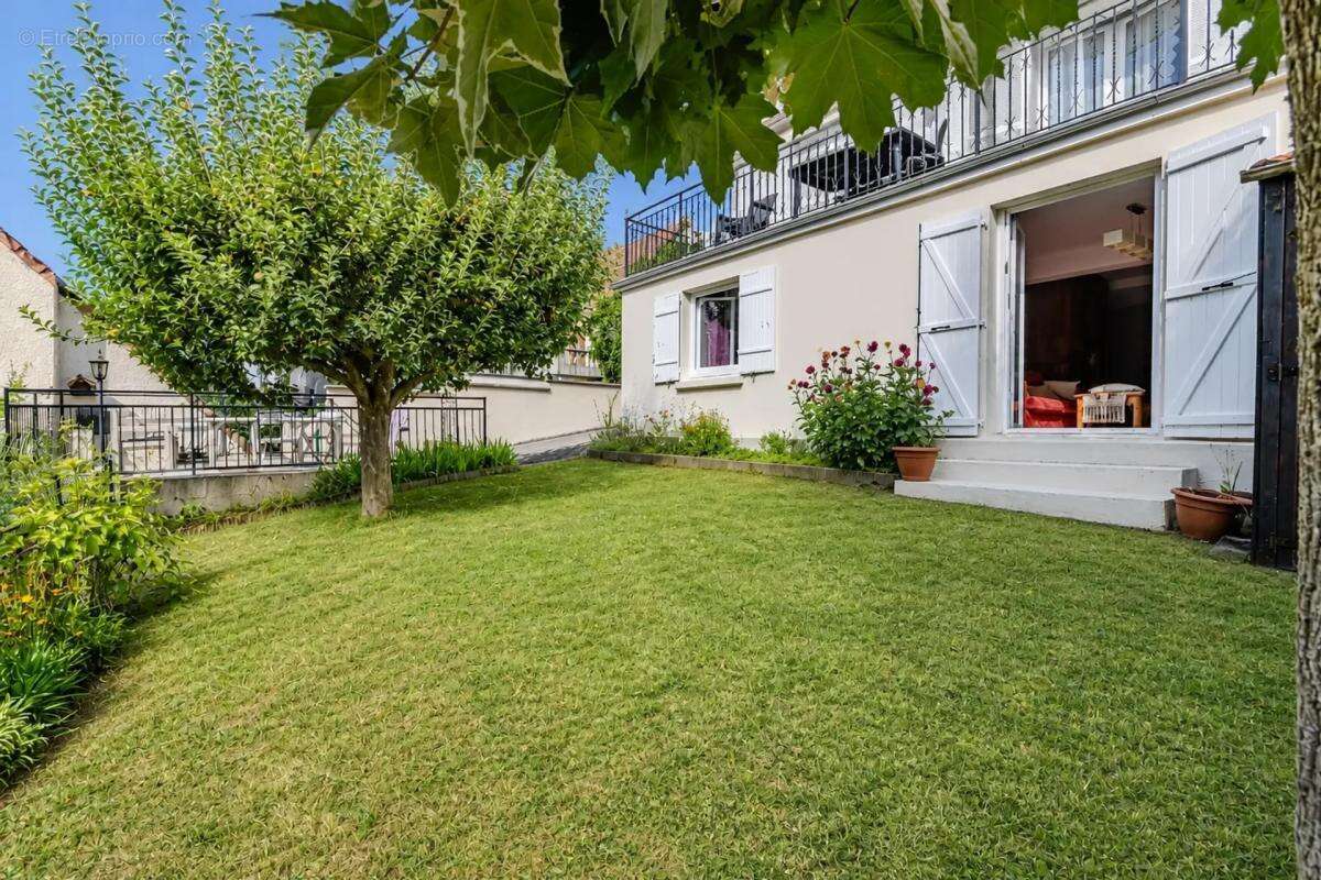 Appartement de 4 pièces de 88 m² situé à Fosses - photo 25