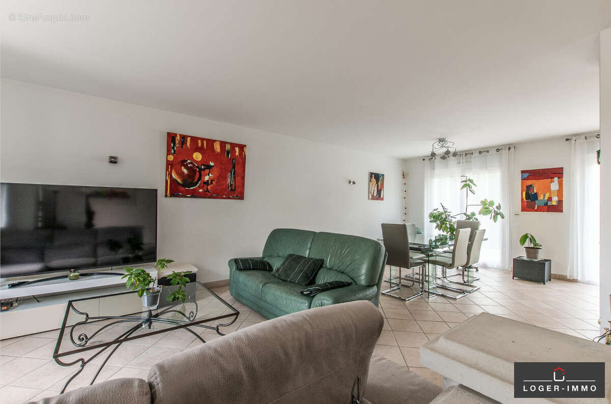 Maison à BRY-SUR-MARNE