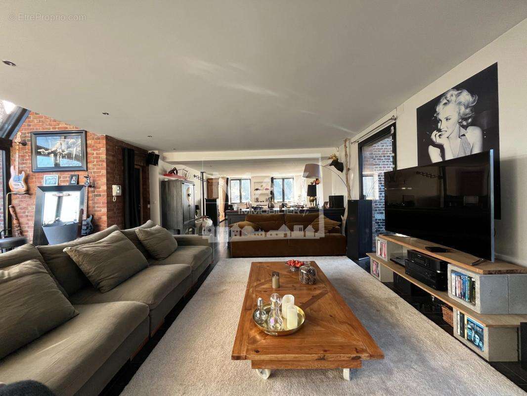 Maison à QUESNOY-SUR-DEULE