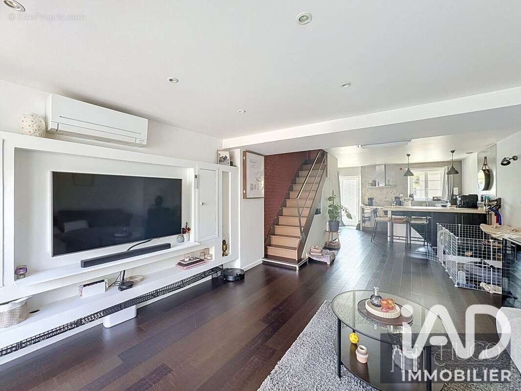 Maison 63 m² à Chatres  - photo 3
