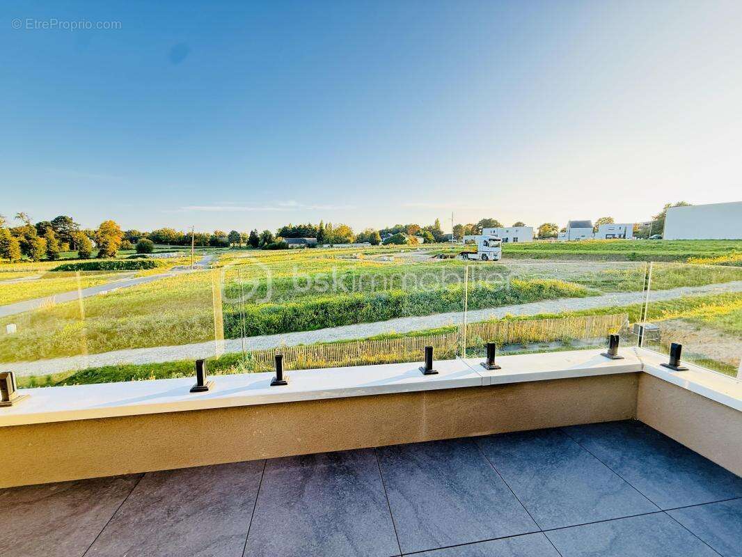 Maison à VEZIN-LE-COQUET