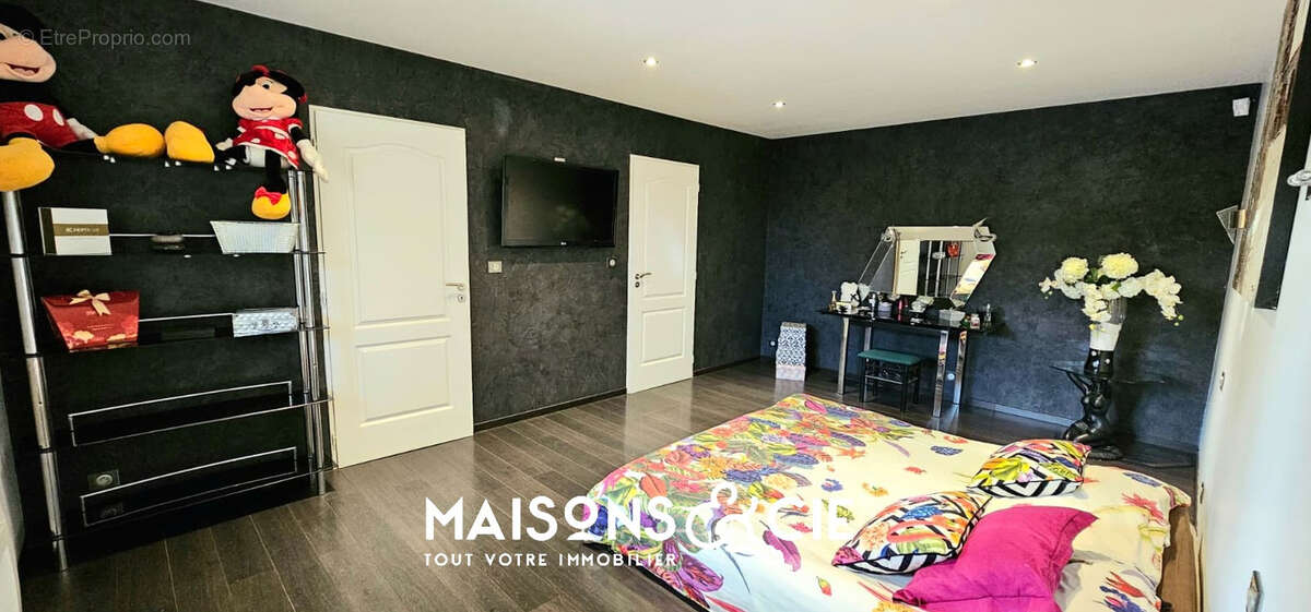 Maison Lagnieu 7 pièce(s) 180 m2 - photo 11