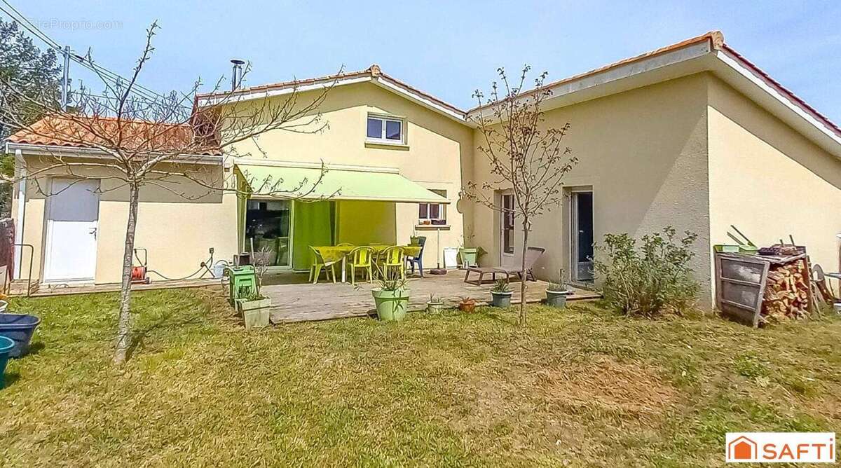 Photo 2 - Maison à HOURTIN