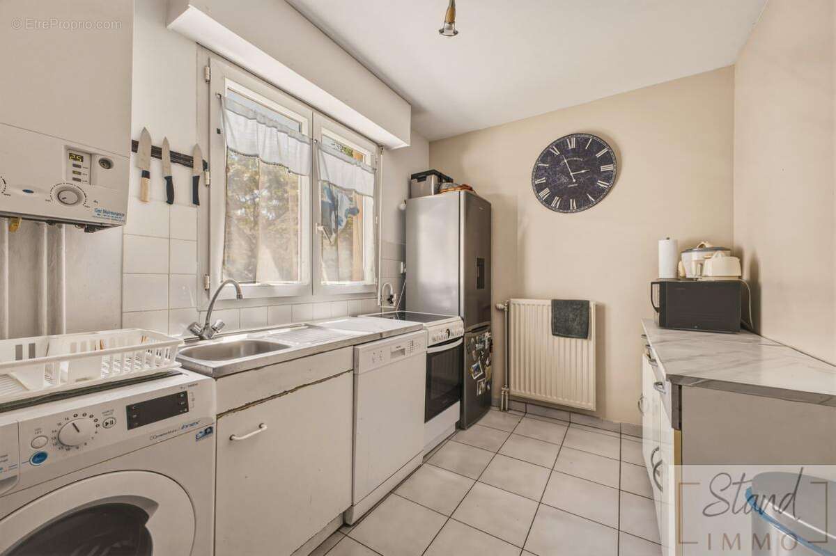 Appartement à MARSEILLE-6E