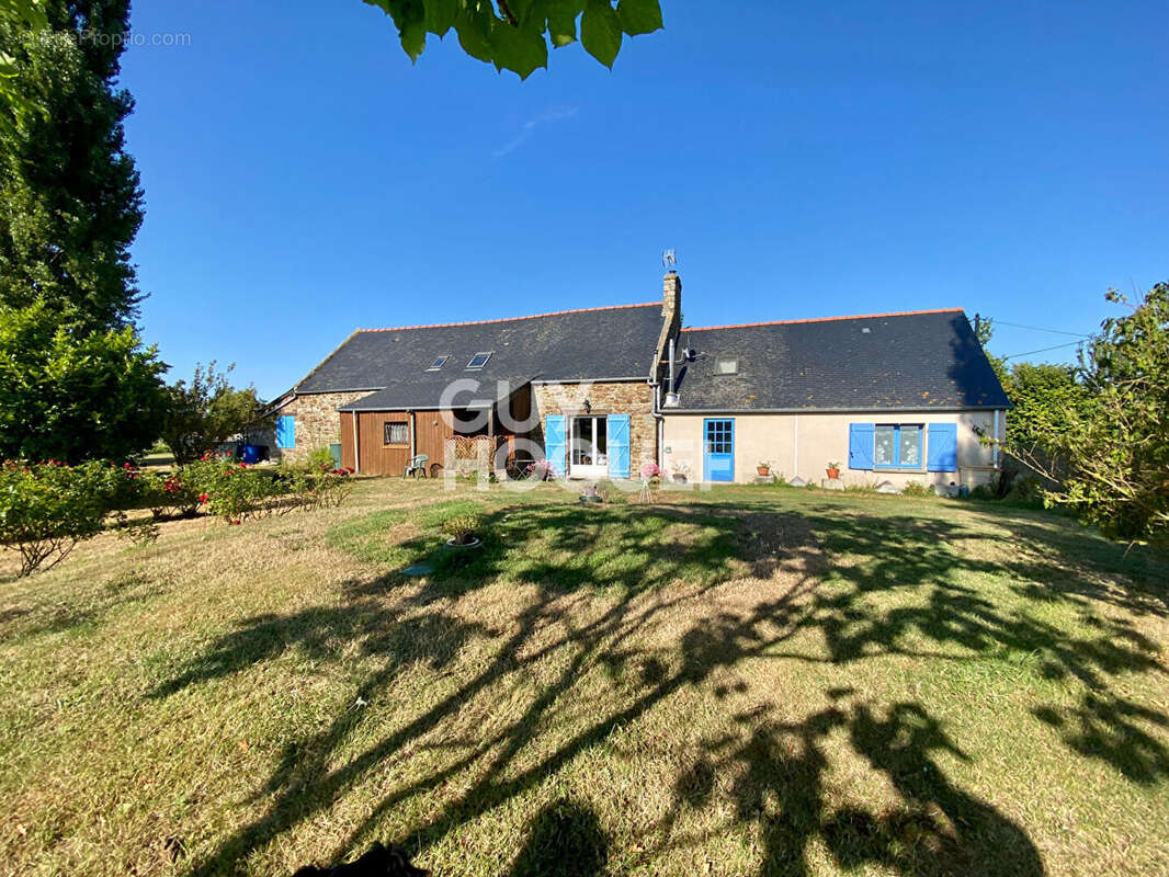 Maison à ROZ-SUR-COUESNON