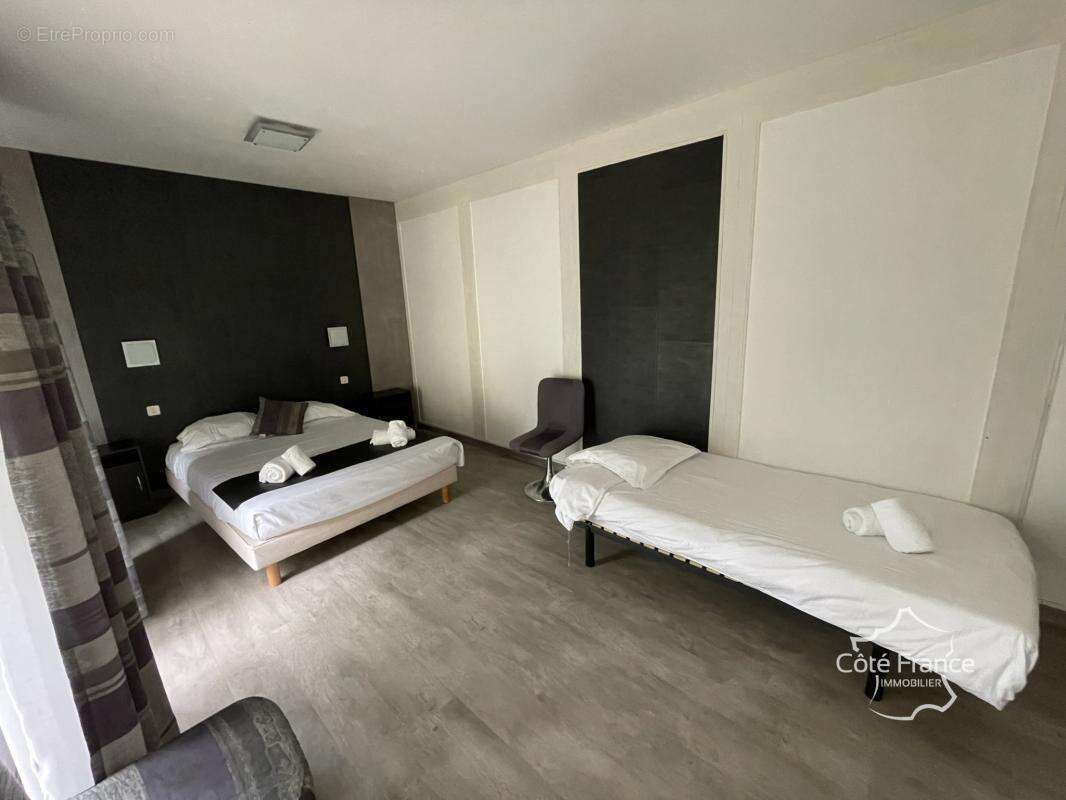 Commerce à PEYRAT-DE-BELLAC