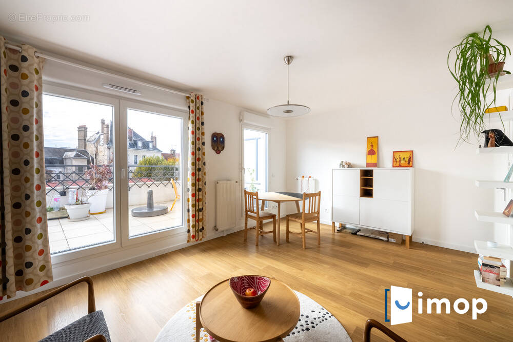 Appartement à SAINT-OUEN-L'AUMONE