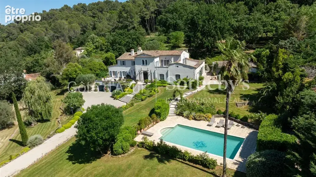 Photo Maison à Valbonne au prix de 7 800 000€