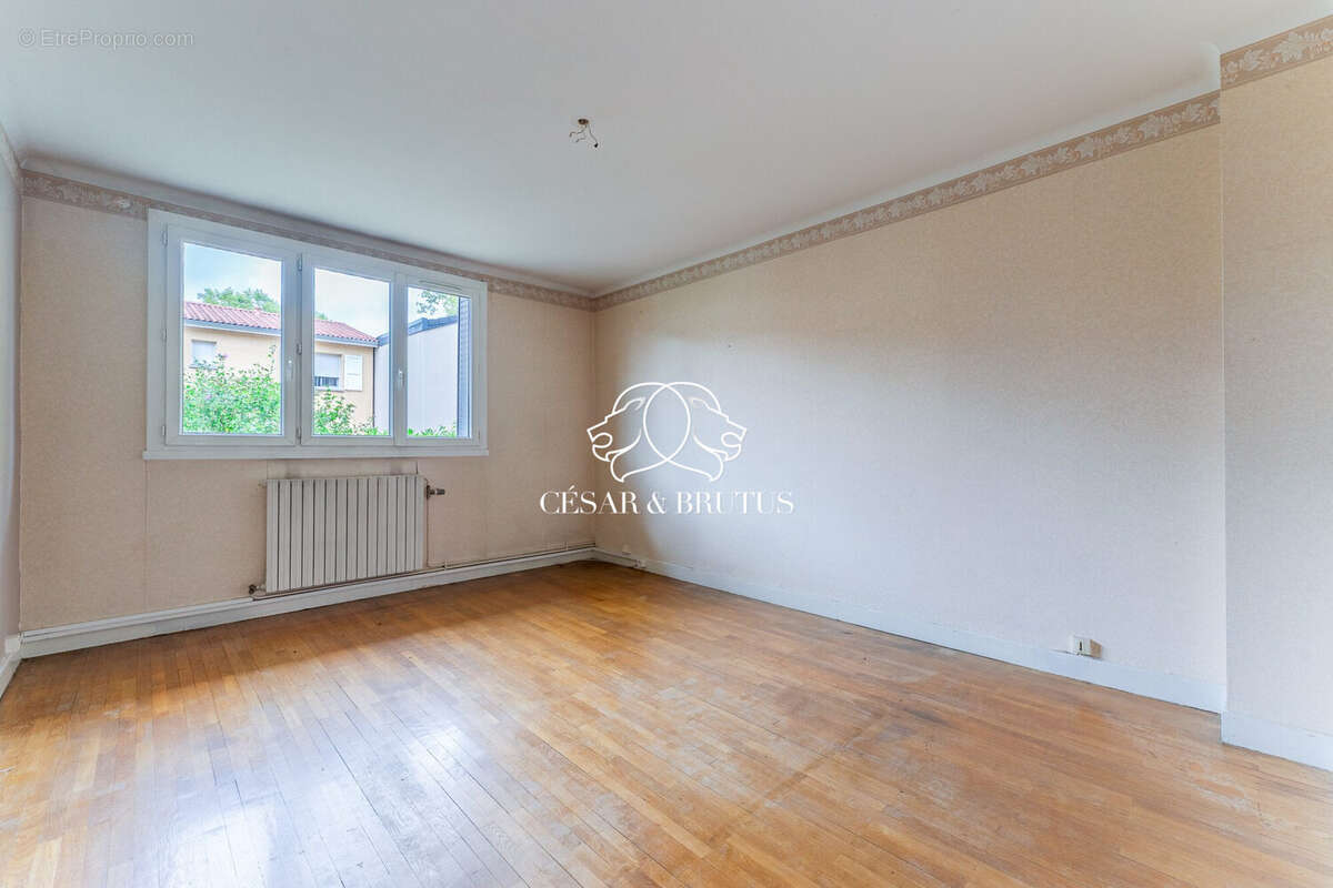 Appartement à VENISSIEUX