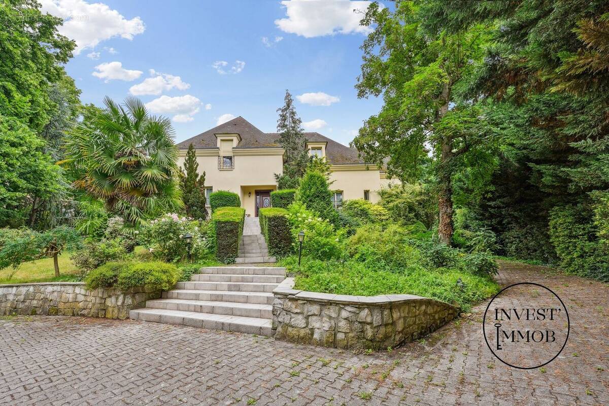 Maison à LOUVECIENNES