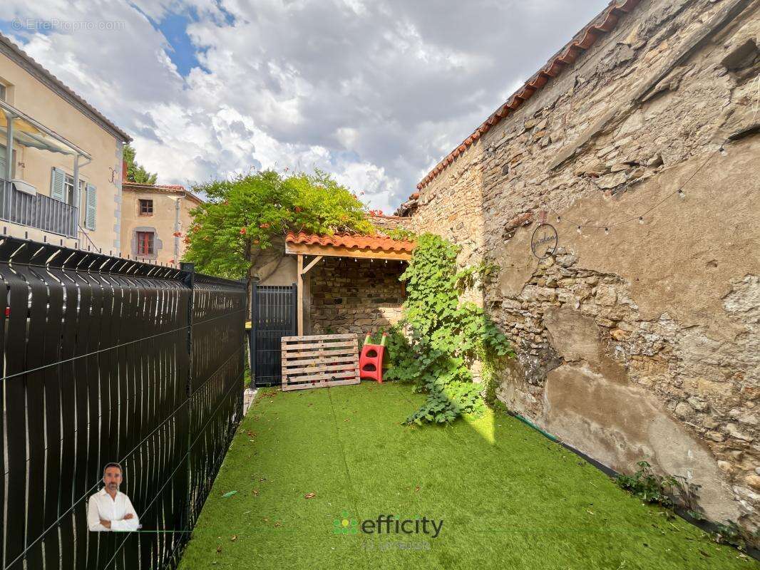Maison 7 pièces 160 m² à vendre à La Sauvetat (63730) - photo 10