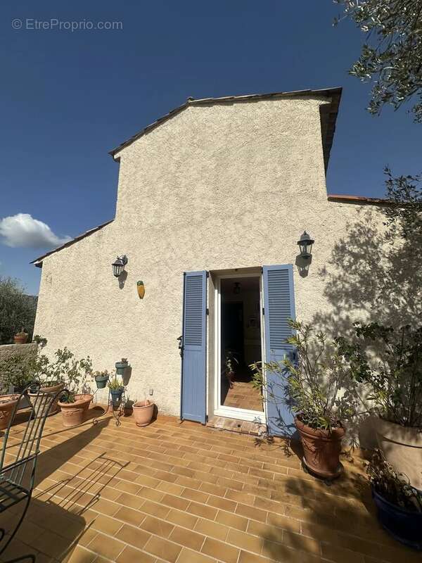 Maison à BERRE-LES-ALPES