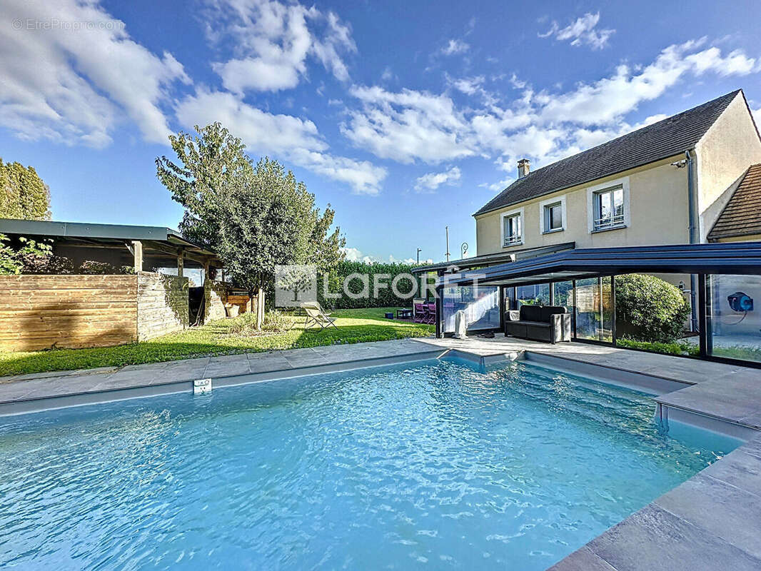 Maison à ASNIERES-SUR-OISE