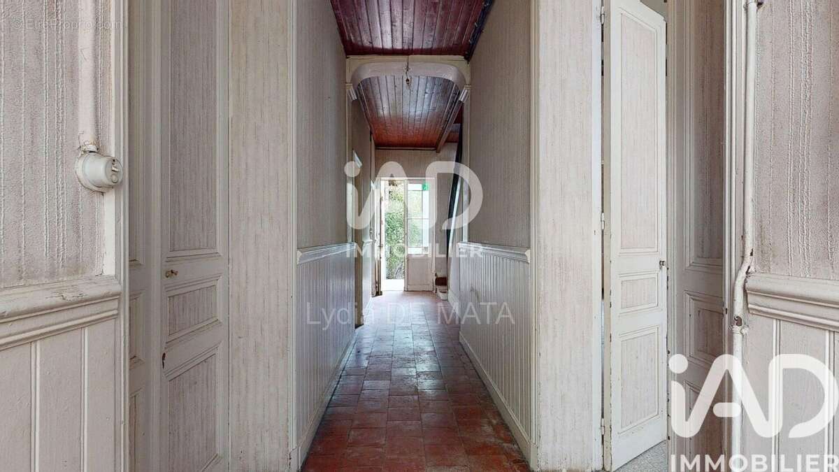 Maison 192 m² à Cadours  - photo 8