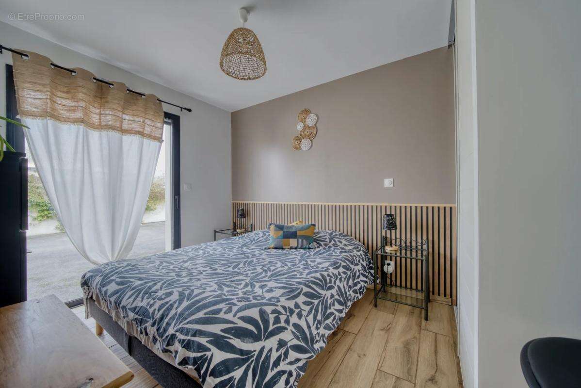 Maison à SAINT-JEAN-DE-LIVERSAY