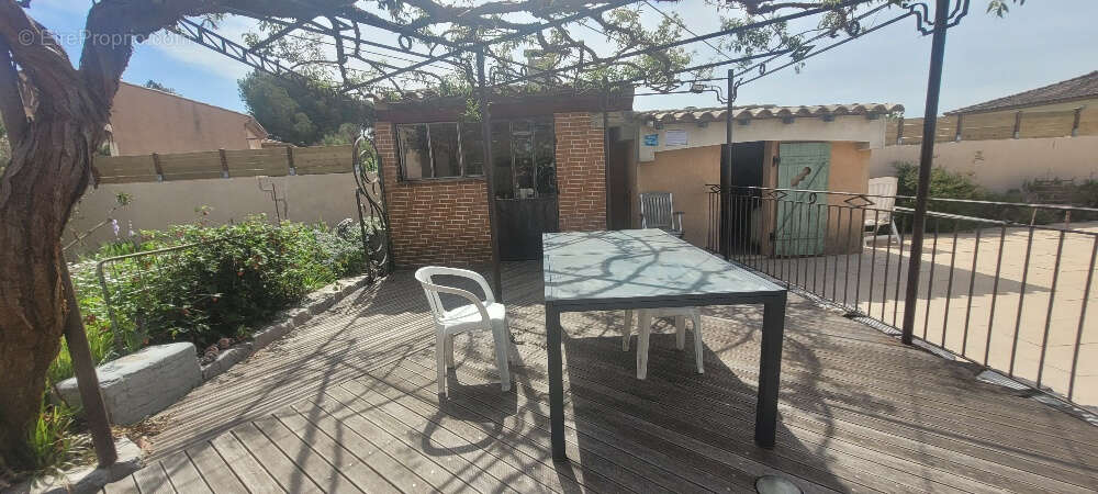 Maison à GINESTAS