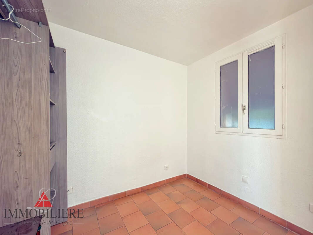 Appartement à COGOLIN