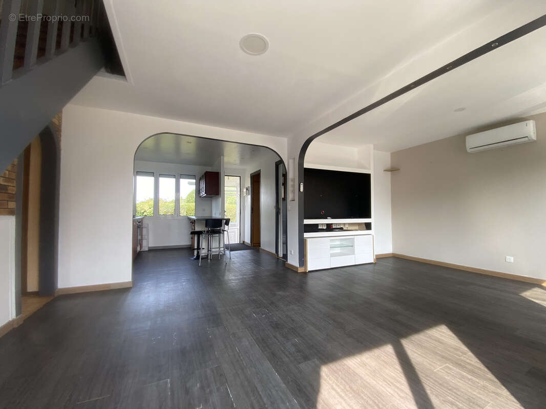 Maison à BU