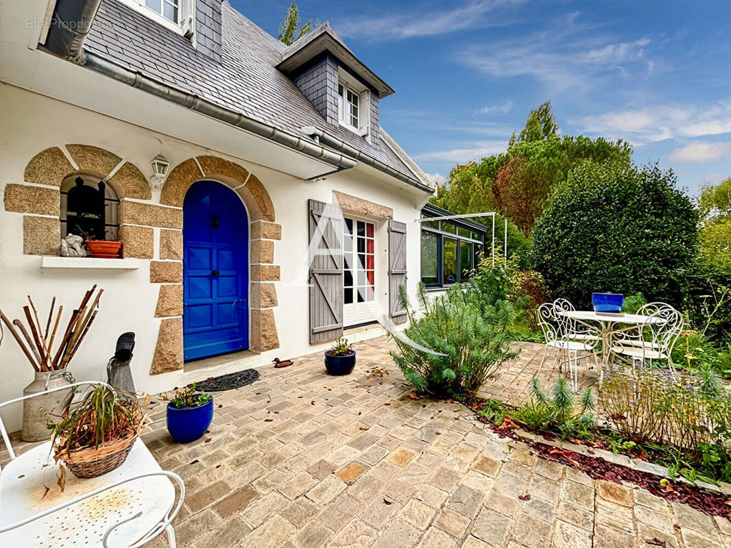 Maison à LES ESSARTS-LE-ROI