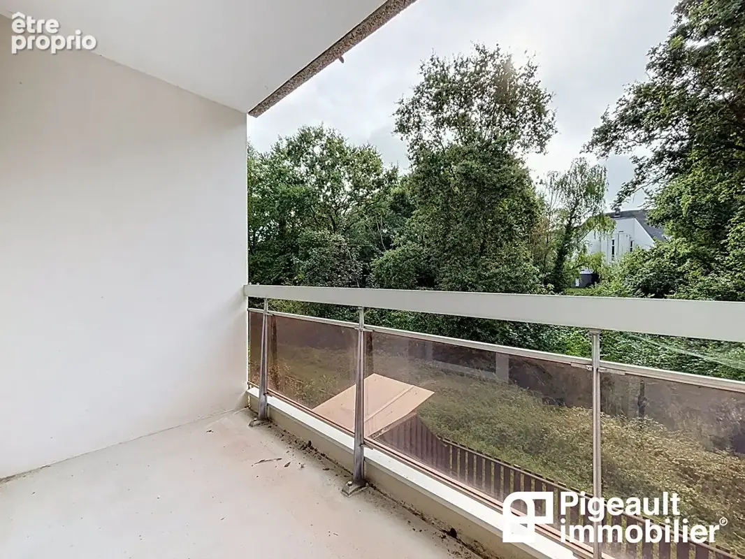 Appartement T3 à vendre - Rennes quartier Longs Champs - Garage - Balcons - Cave - Vue sur verdure - photo 9