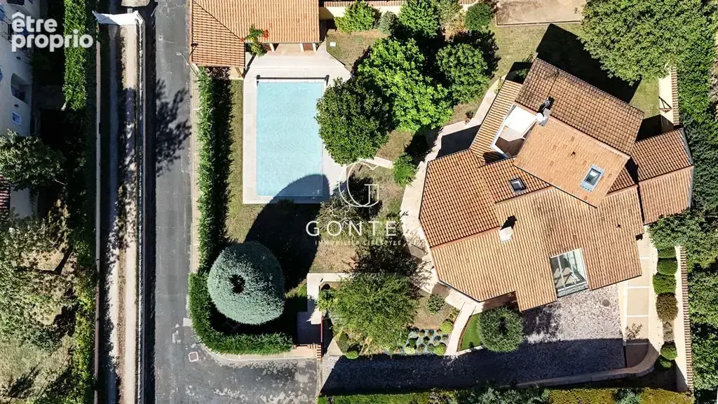 Maison 230m²  – saint-cyr-au-mont-d’or - photo 2