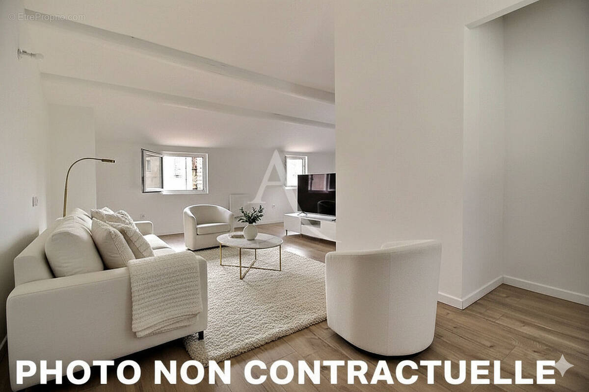 Appartement à MARSEILLE-6E