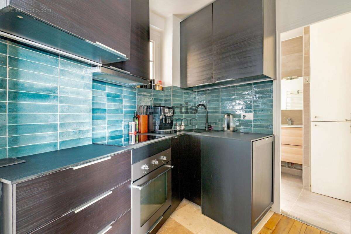 Appartement à PARIS-18E
