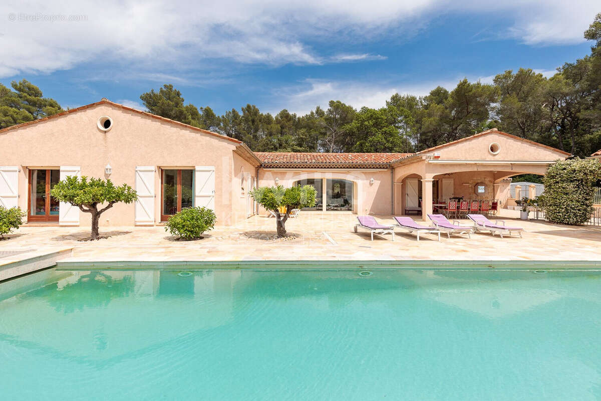 Maison 250 m² à Cabris  - photo 5