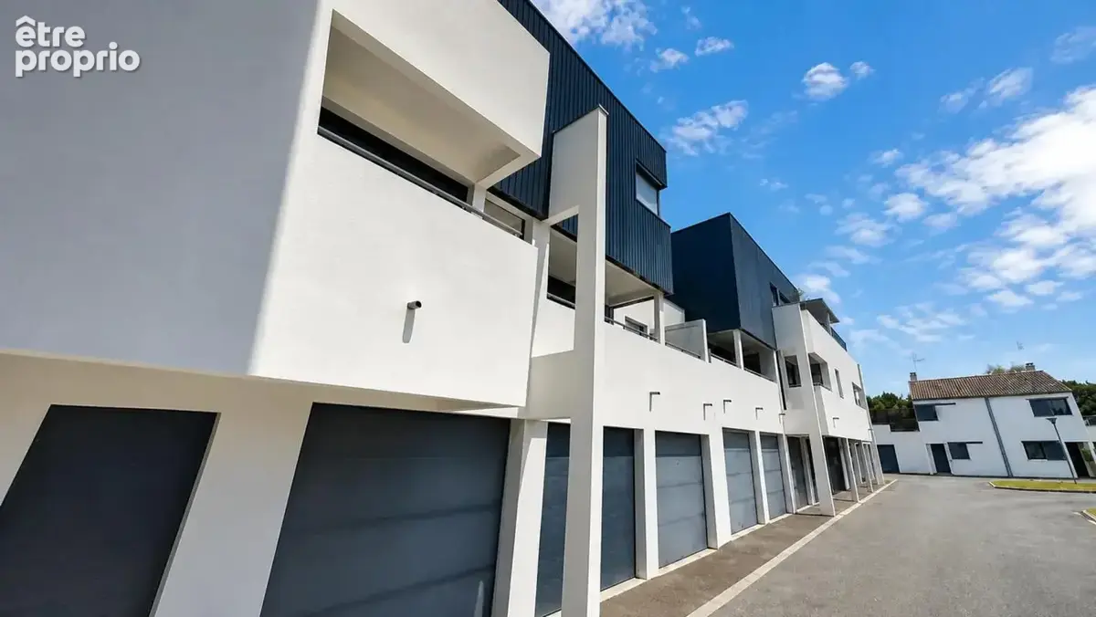 Appartement à FOURAS