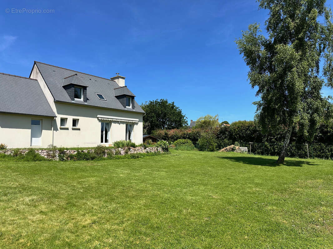 Maison à PLEVENON