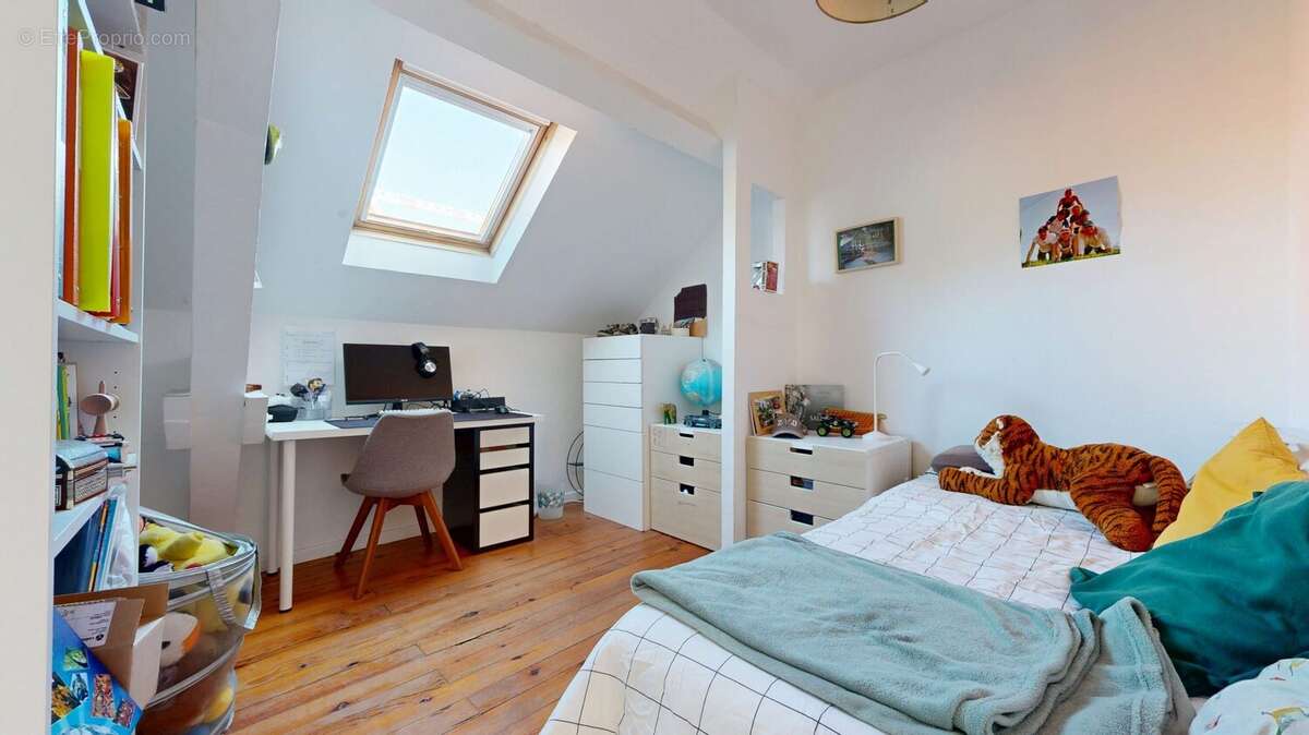 Maison à LYON-8E