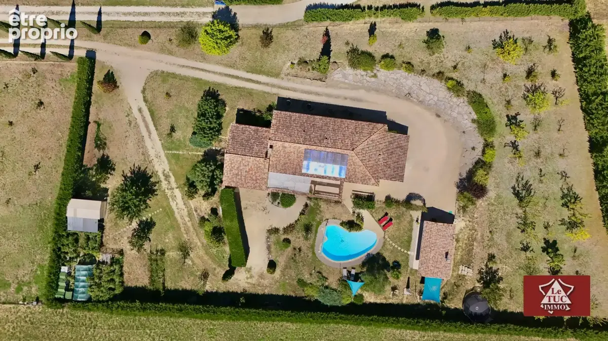 Grande maison tout confort avec pool house et piscine. - photo 3