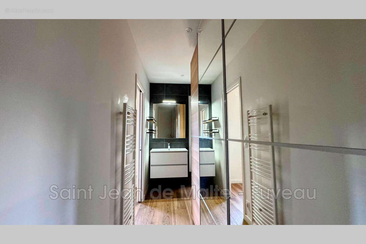 Maison à LA BOUILLADISSE